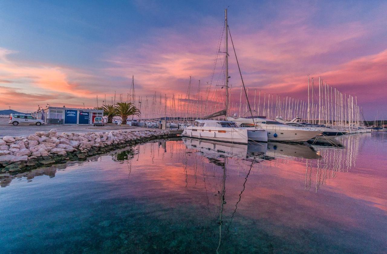 Mobile Homes Crystal Biograd Na Moru Exteriér fotografie